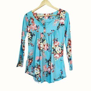 Floral Button Accent 3/4 Sleeve Top | S